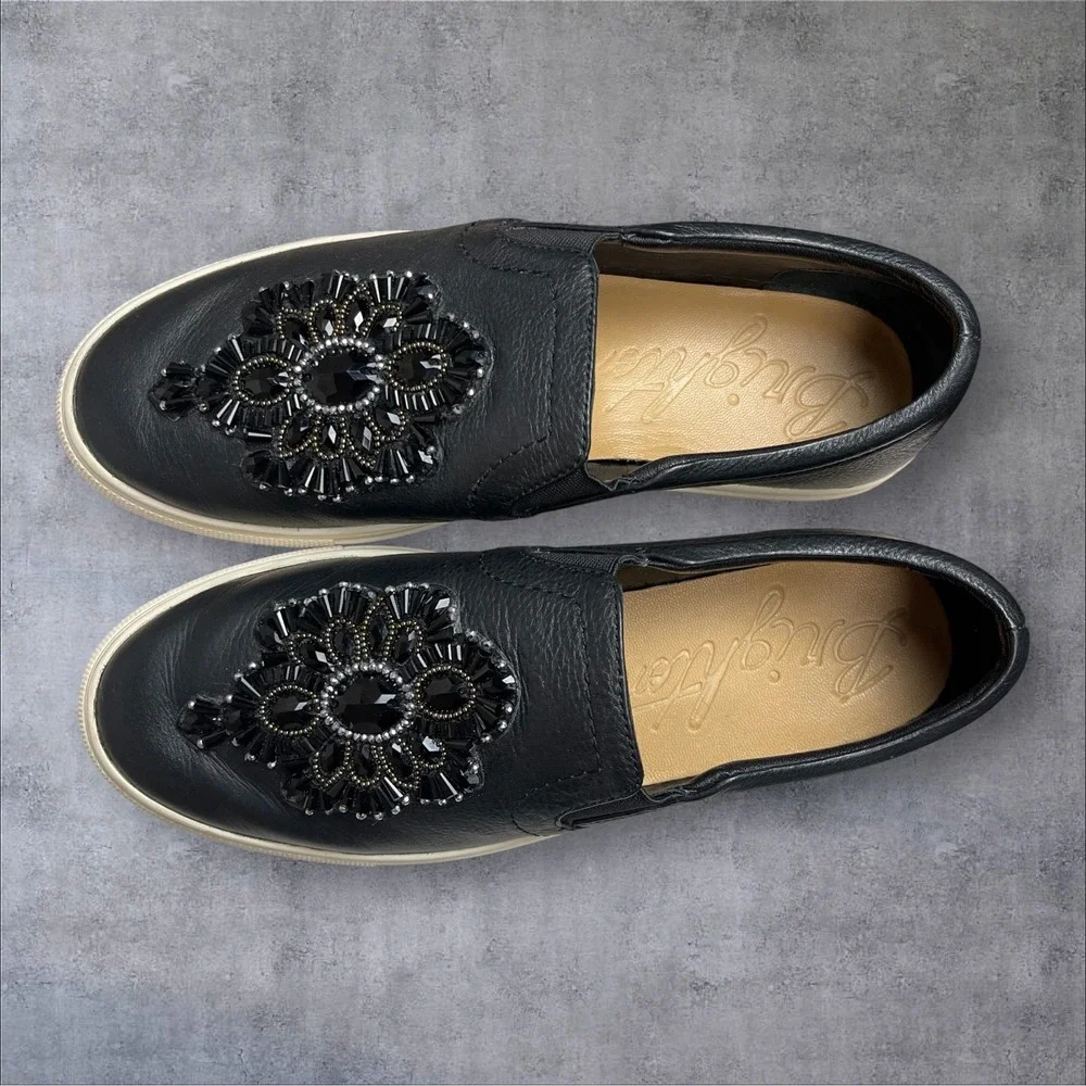 Brighton Spark Black Leather Slip On Sneaker Shoes Beaded Medallion Womens 9